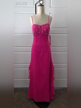 Pink Chiffon A-line Spaghetti Strap Prom Dress With Beading